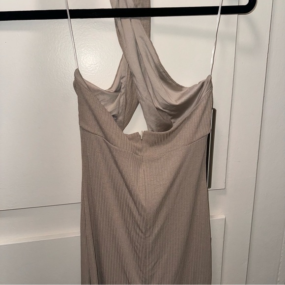 Cupids Alive Midi Dress Beige - Picture 7 of 10